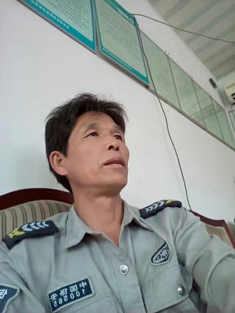卧窗听雨的第一张照片--武平相亲网