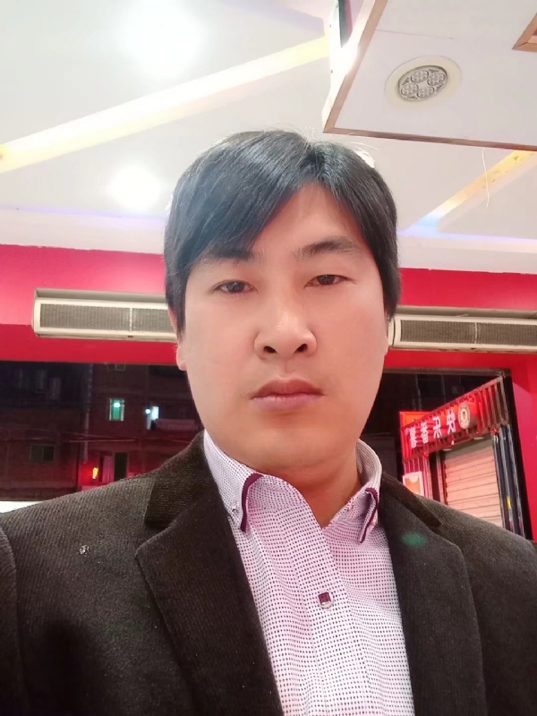 奔跑的第二张照片--武平相亲网