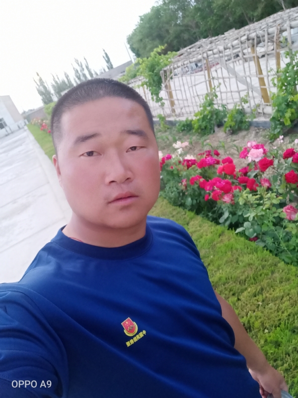 奋斗中的青春最美丽的第一张照片--武平相亲网
