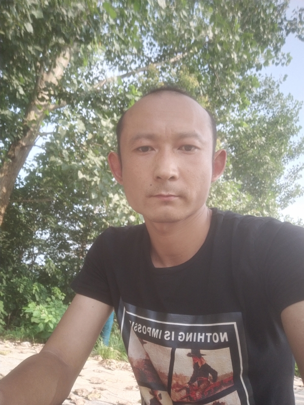80大叔的第二张照片--武平相亲网