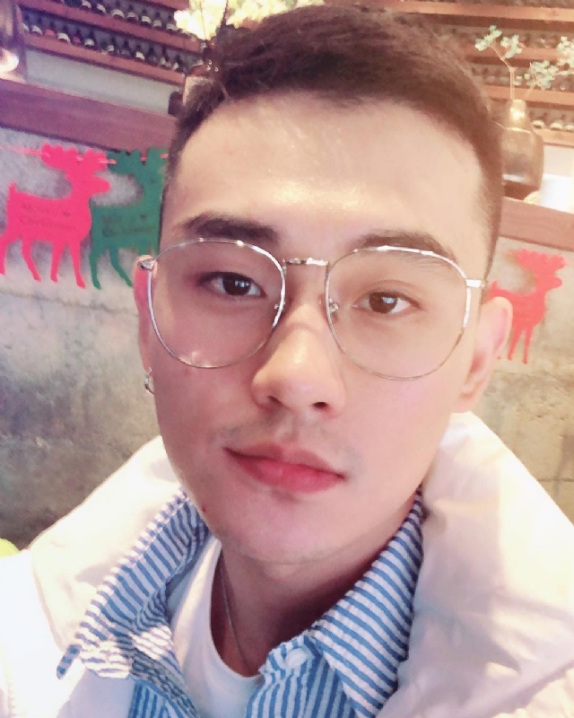 胡强很孤单的第一张照片--武平相亲网