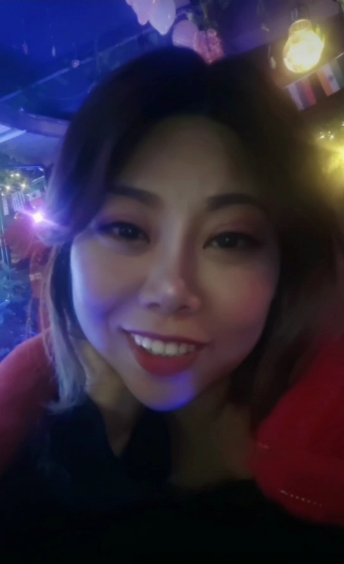收快递的费仙女的第一张照片--武平相亲网