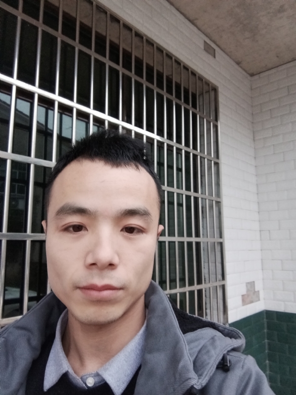 笑得那么开心的第三张照片--武平相亲网
