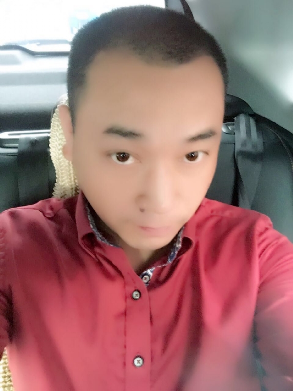 在一个路口等的第一张照片--武平相亲网