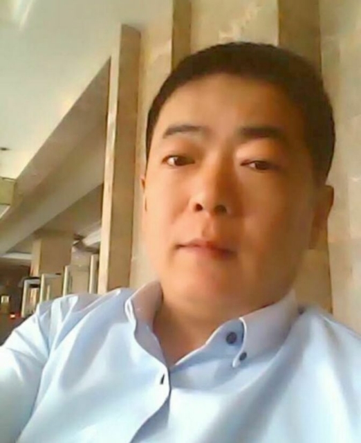 落叶随风的第一张照片--武平相亲网