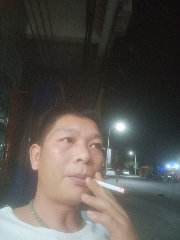 善解人意的第二张照片--武平相亲网