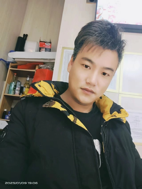 孤酒枕愁眼眠的第二张照片--武平相亲网