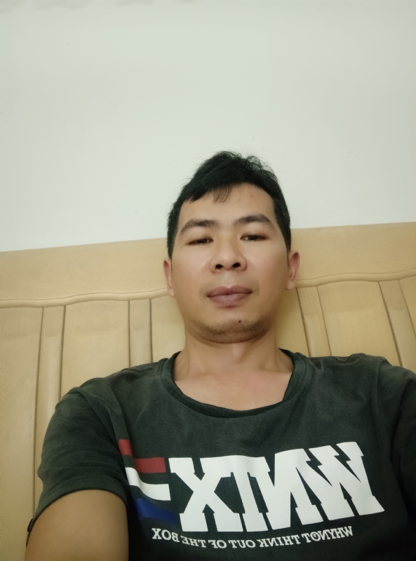 小伙子的第四张照片--武平相亲网