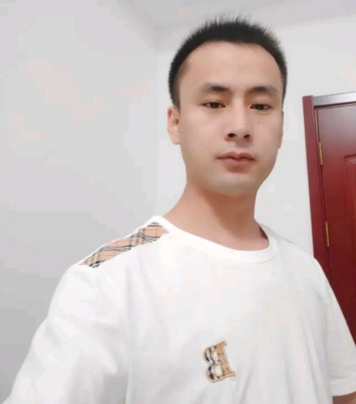 海阔天空的第一张照片--武平相亲网