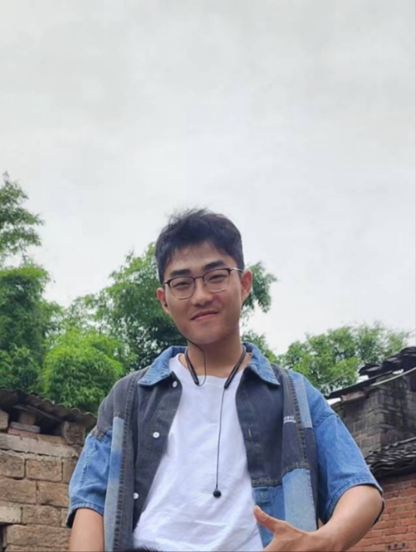 越努力越幸运的第一张照片--武平相亲网