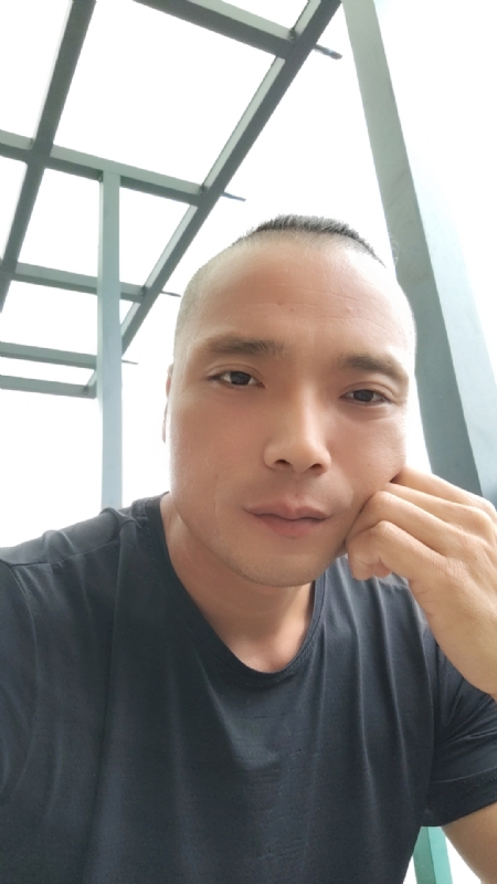 伯爵的第三张照片--武平相亲网