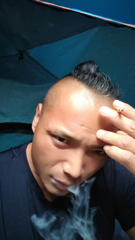 伯爵的第四张照片--武平相亲网
