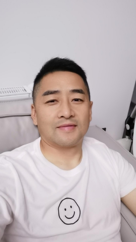 向阳而生的第一张照片--武平相亲网