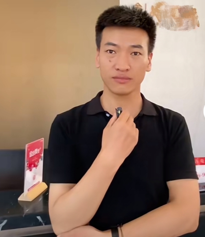 一杯梁白开的第一张照片--武平相亲网