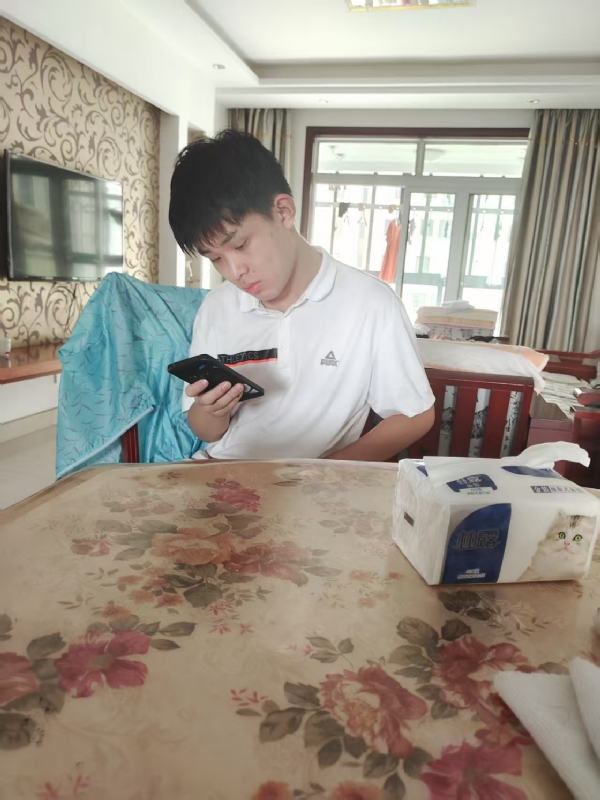 铁在烧的第一张照片--武平相亲网