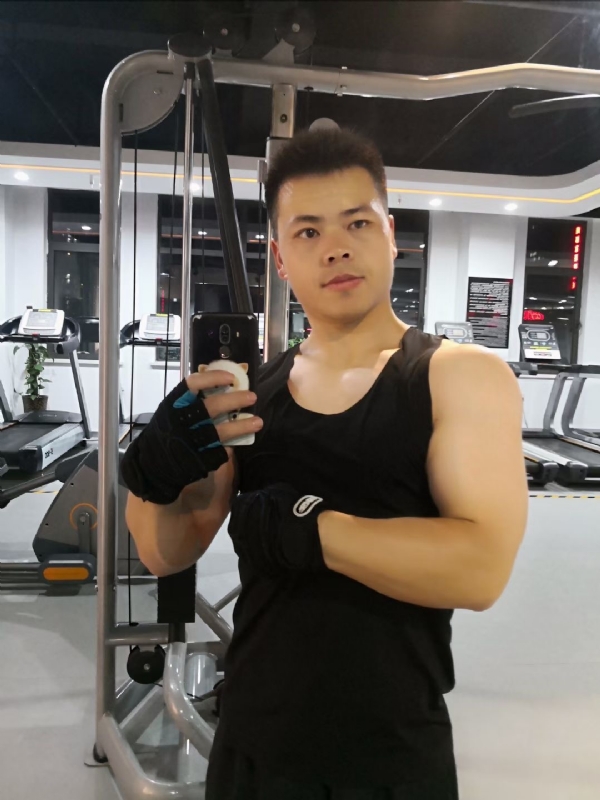范迪塞尔的第二张照片--武平相亲网